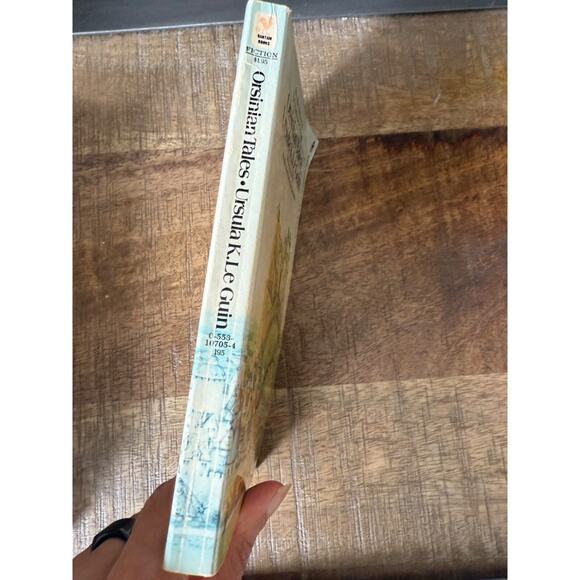 Orsinian Tales By Ursula K. Le Guin Bantam 1977 11 Short Stories Vintage Book - Picture 8 of 10